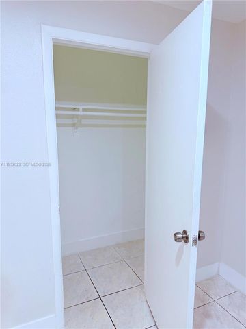 824 SW 12th Ct 826, Fort Lauderdale, FL 33315