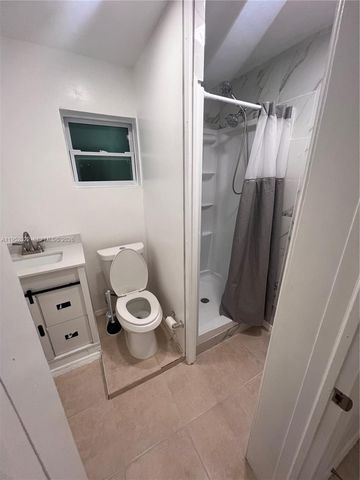 824 SW 12th Ct 826, Fort Lauderdale, FL 33315