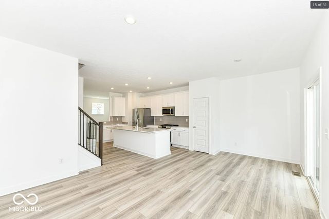13817 Gatsby Drive, Fishers, IN 46038