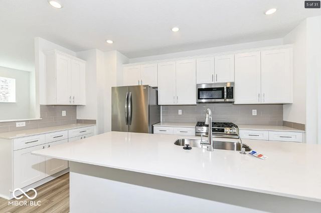 13817 Gatsby Drive, Fishers, IN 46038