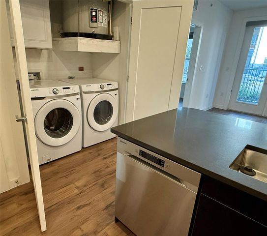 4801 Springdale RD 1106, Austin, TX 78723