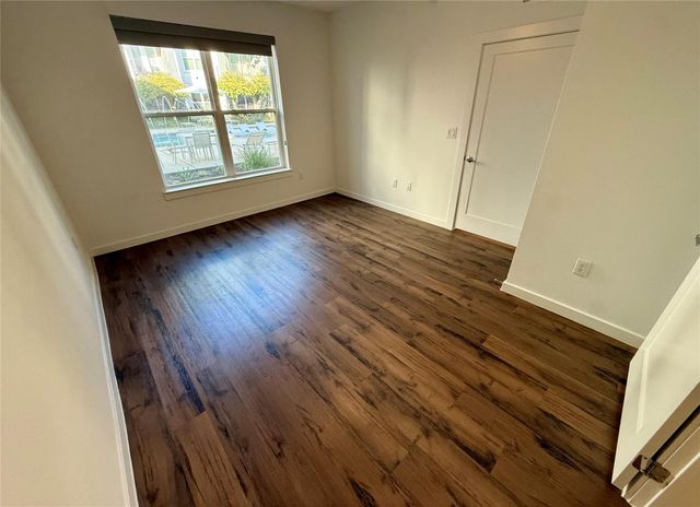 4801 Springdale RD 1106, Austin, TX 78723