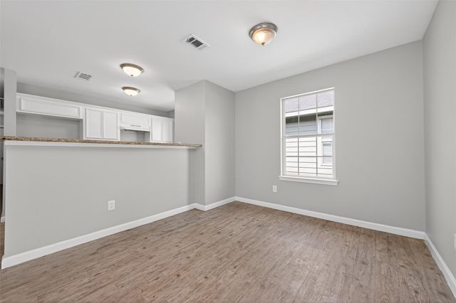 7511 Dyer Street, Houston, TX 77088