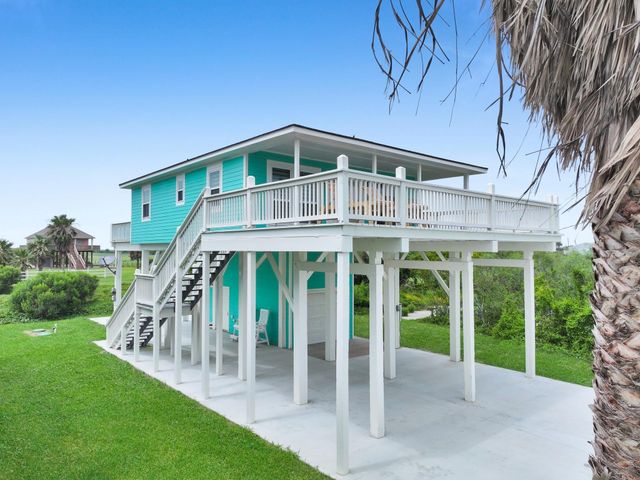 159 Ocean View Drive, Crystal Beach, TX 77650