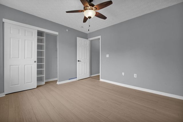 6200 Harbour Pointe, 301, Columbus, OH 43231