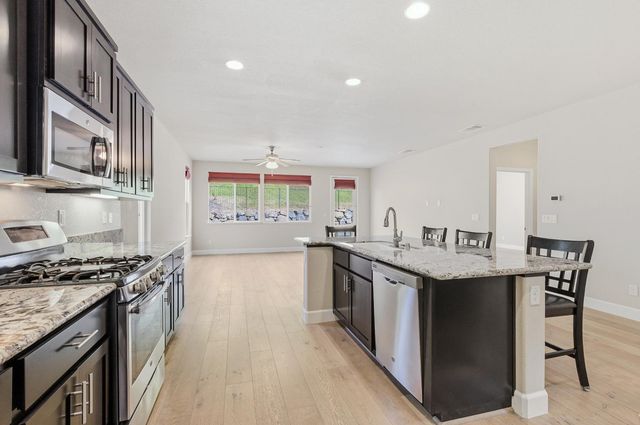 10450 Kenebec Ct, Grass Valley, CA 95949