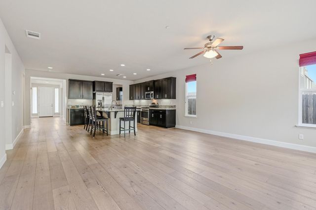 10450 Kenebec Ct, Grass Valley, CA 95949