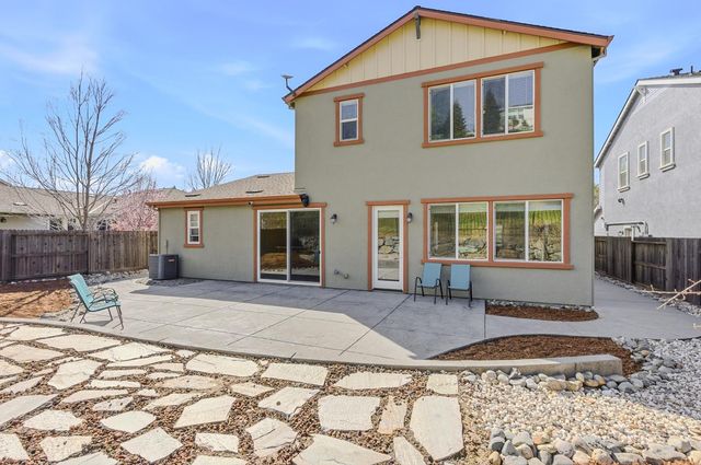 10450 Kenebec Ct, Grass Valley, CA 95949