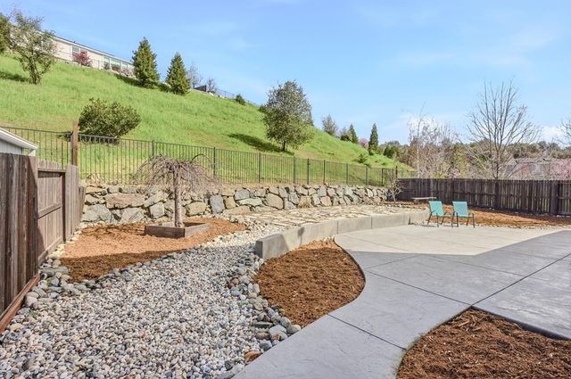 10450 Kenebec Ct, Grass Valley, CA 95949