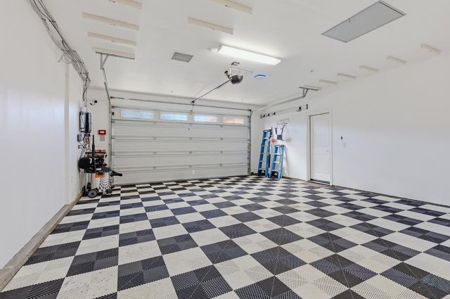 10450 Kenebec Ct, Grass Valley, CA 95949