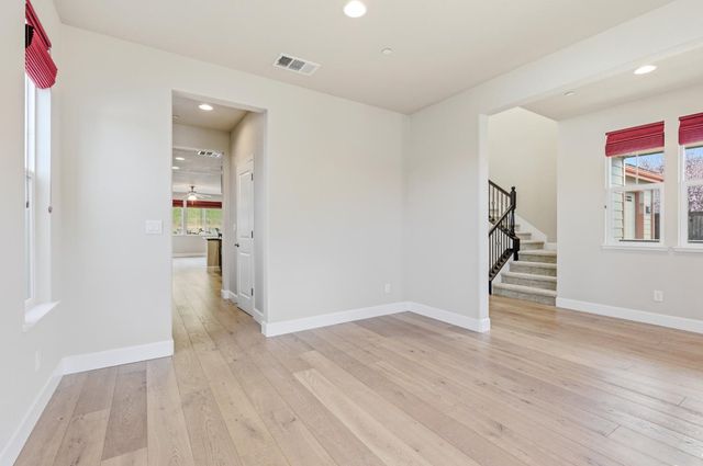 10450 Kenebec Ct, Grass Valley, CA 95949