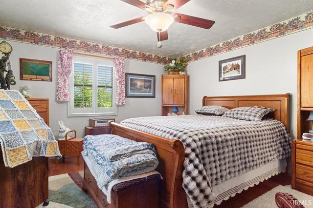 2477 W 50 N Road, Princeton, IN 47670