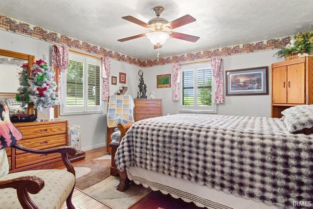 2477 W 50 N Road, Princeton, IN 47670