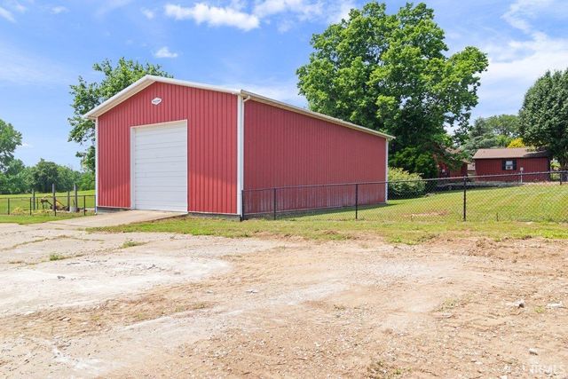 2477 W 50 N Road, Princeton, IN 47670