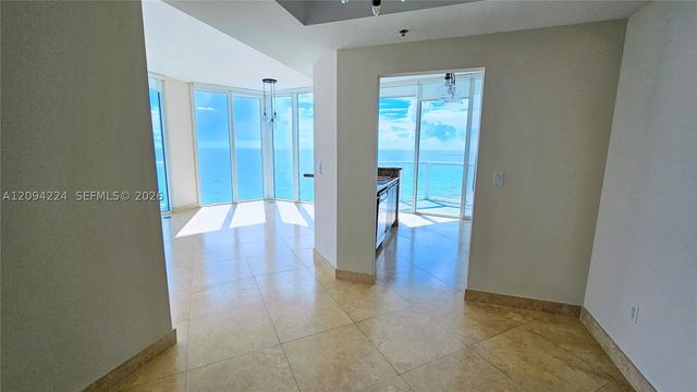 6515 Collins Ave 1403, Miami Beach, FL 33141