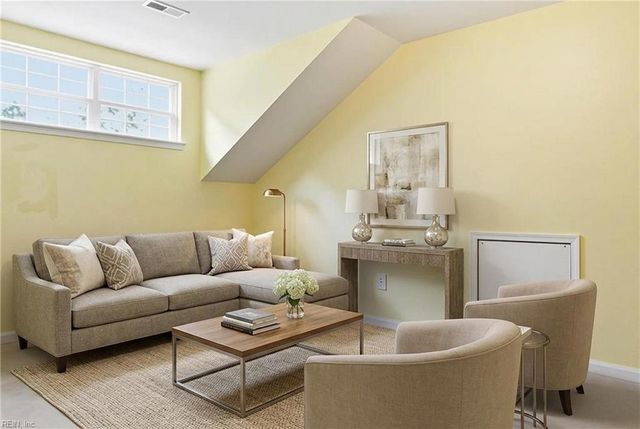 107 Nautico Way Unit 74, Portsmouth, VA 23703