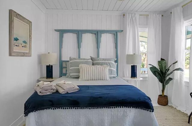3105 Palmetto Boulevard, Edisto Island, SC 29438