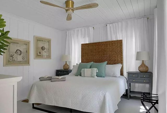 3105 Palmetto Boulevard, Edisto Island, SC 29438
