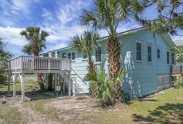 3105 Palmetto Boulevard, Edisto Island, SC 29438