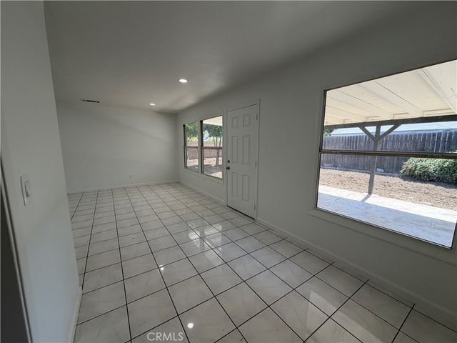 7931 Newcastle Avenue, Reseda, CA 91335