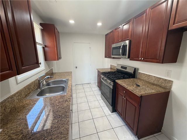 7931 Newcastle Avenue, Reseda, CA 91335