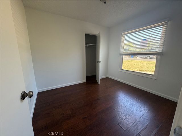 7931 Newcastle Avenue, Reseda, CA 91335