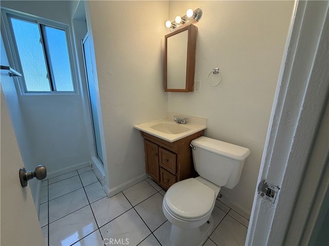 7931 Newcastle Avenue, Reseda, CA 91335