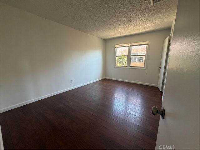 7931 Newcastle Avenue, Reseda, CA 91335