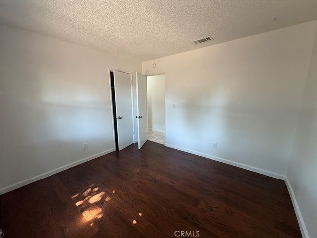 7931 Newcastle Avenue, Reseda, CA 91335