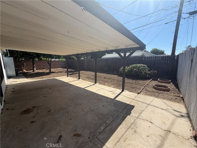 7931 Newcastle Avenue, Reseda, CA 91335