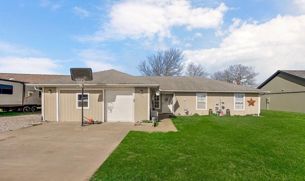 528 S Truman Road, Archie, MO 64725