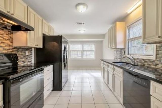 2816 Deerwood Trail, Marietta, GA 30062
