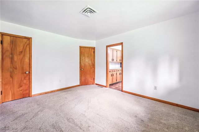 3730 Northwood Drive SE, Warren, OH 44484