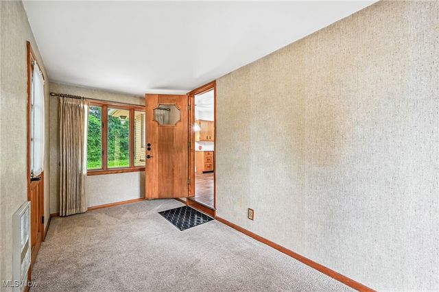 3730 Northwood Drive SE, Warren, OH 44484