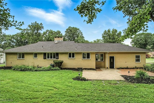 3730 Northwood Drive SE, Warren, OH 44484