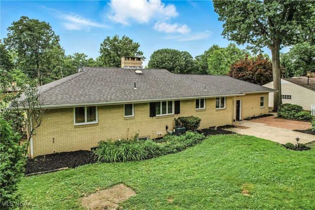 3730 Northwood Drive SE, Warren, OH 44484