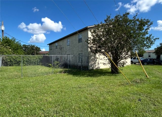 2801 Cypress Bend Circle, Bryan, TX 77801