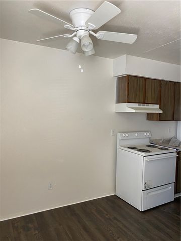 2801 Cypress Bend Circle, Bryan, TX 77801