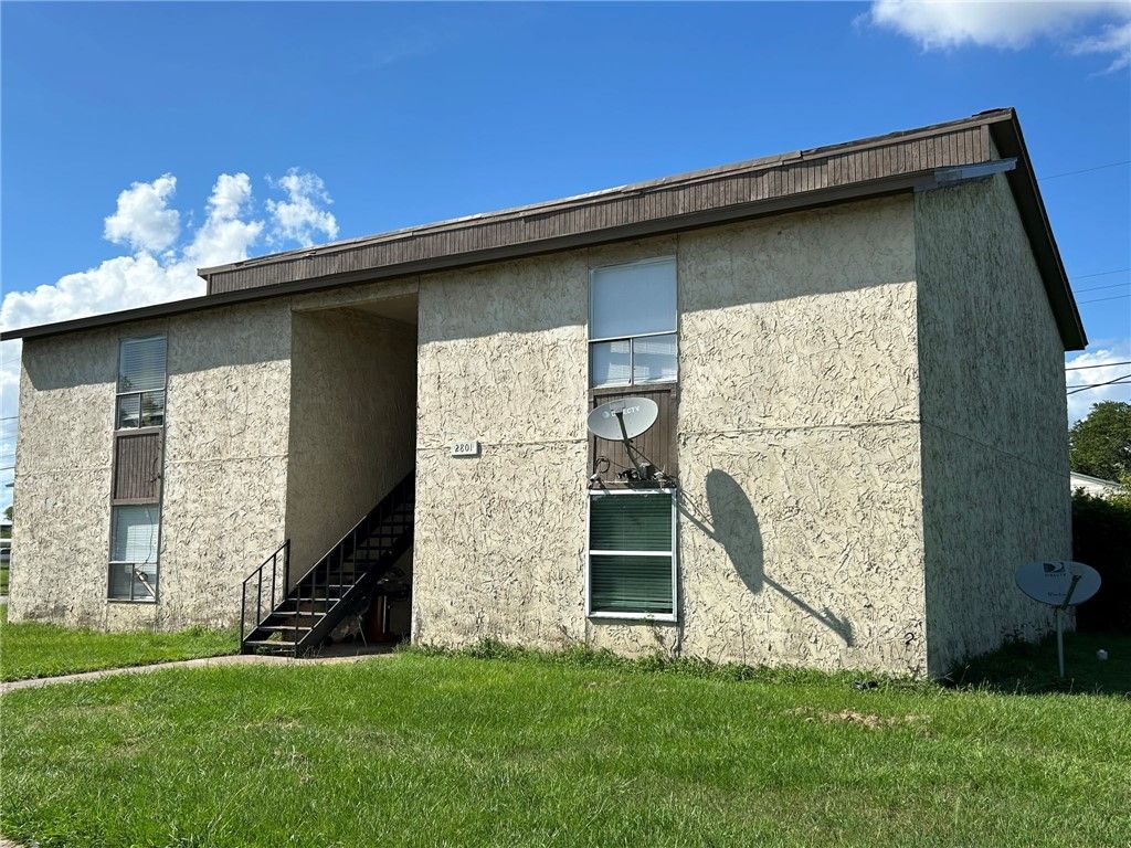 2801 Cypress Bend Circle, Bryan, TX 77801