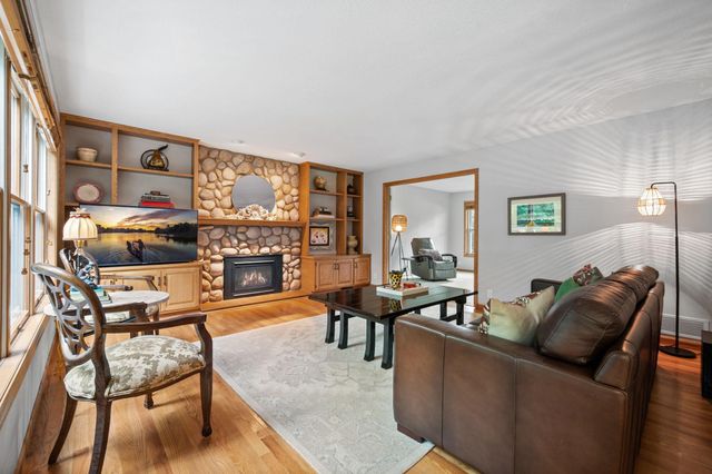 17727 Kingsway Path, Lakeville, MN 55044