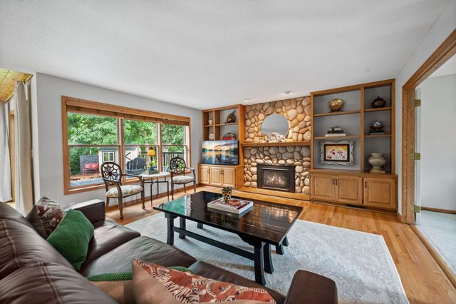 17727 Kingsway Path, Lakeville, MN 55044