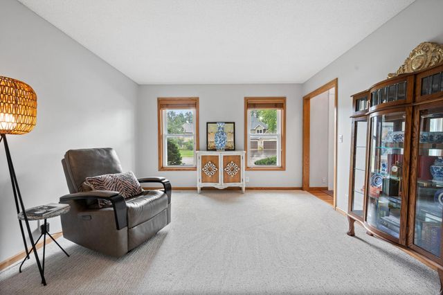 17727 Kingsway Path, Lakeville, MN 55044