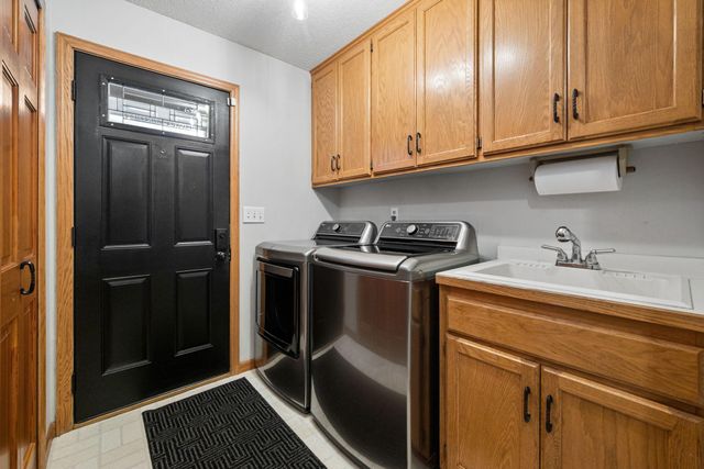 17727 Kingsway Path, Lakeville, MN 55044