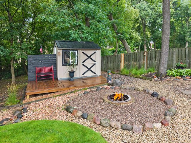 17727 Kingsway Path, Lakeville, MN 55044