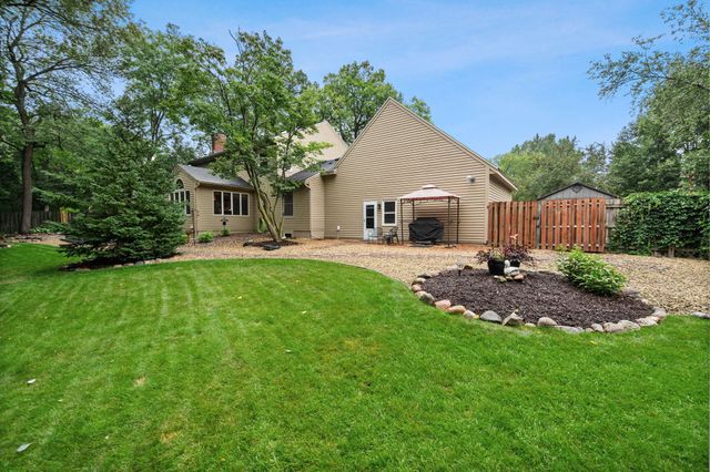 17727 Kingsway Path, Lakeville, MN 55044