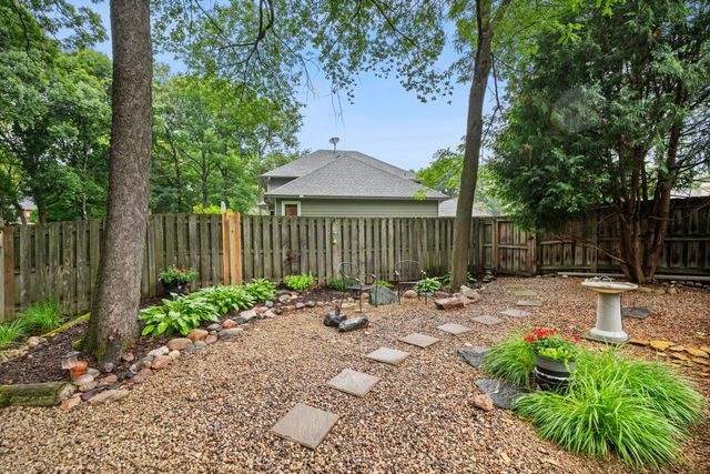 17727 Kingsway Path, Lakeville, MN 55044