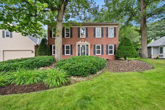 17727 Kingsway Path, Lakeville, MN 55044