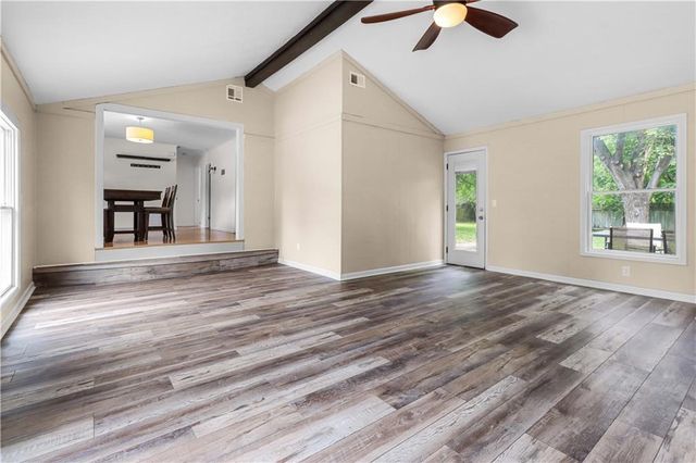 6036 Rosehill Road, Shawnee, KS 66216