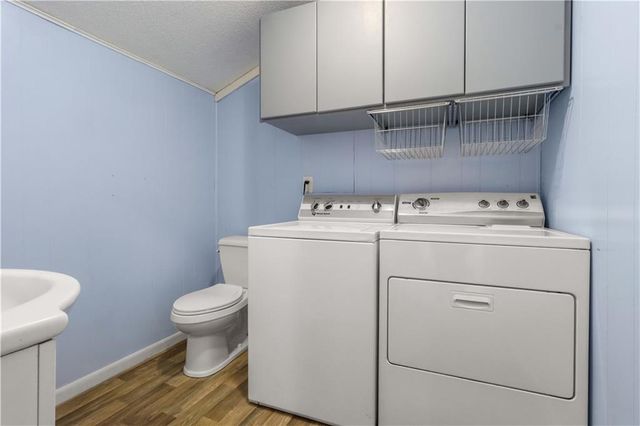 6036 Rosehill Road, Shawnee, KS 66216