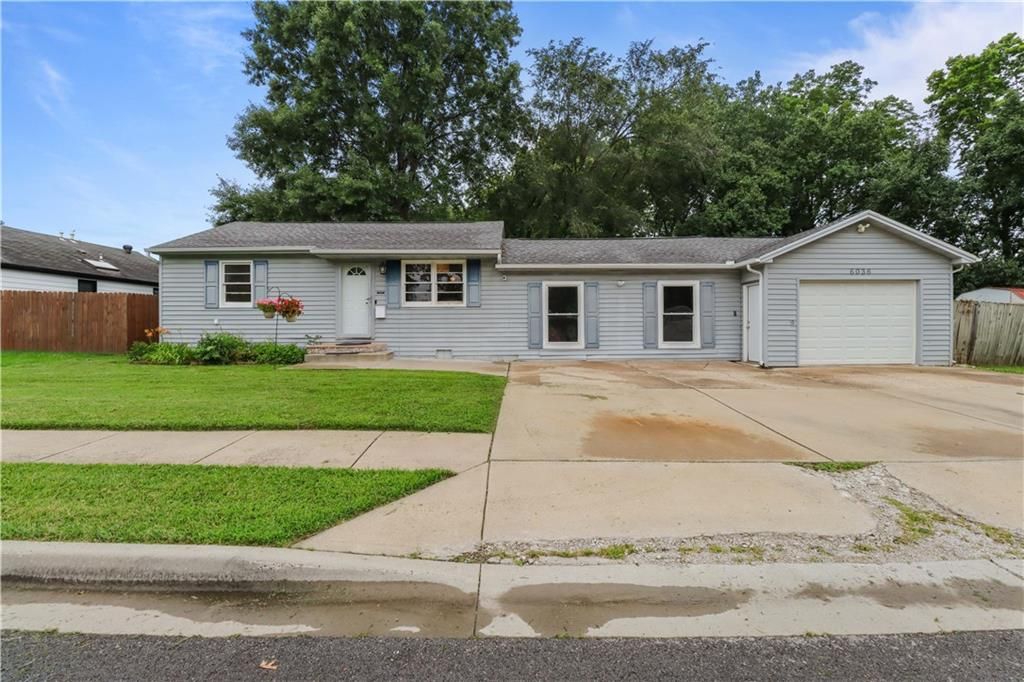 6036 Rosehill Road, Shawnee, KS 66216
